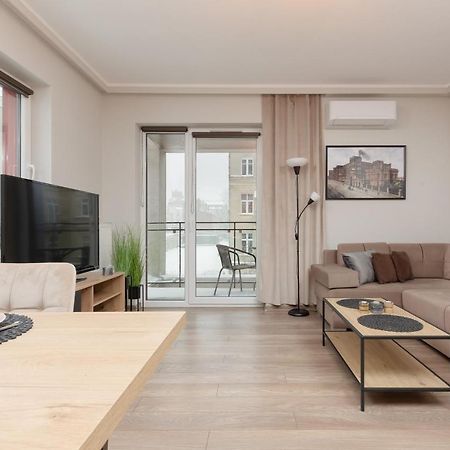 Modern One Bedroom Apartment With Parking In Lodz By Renters Prestige Exteriör bild