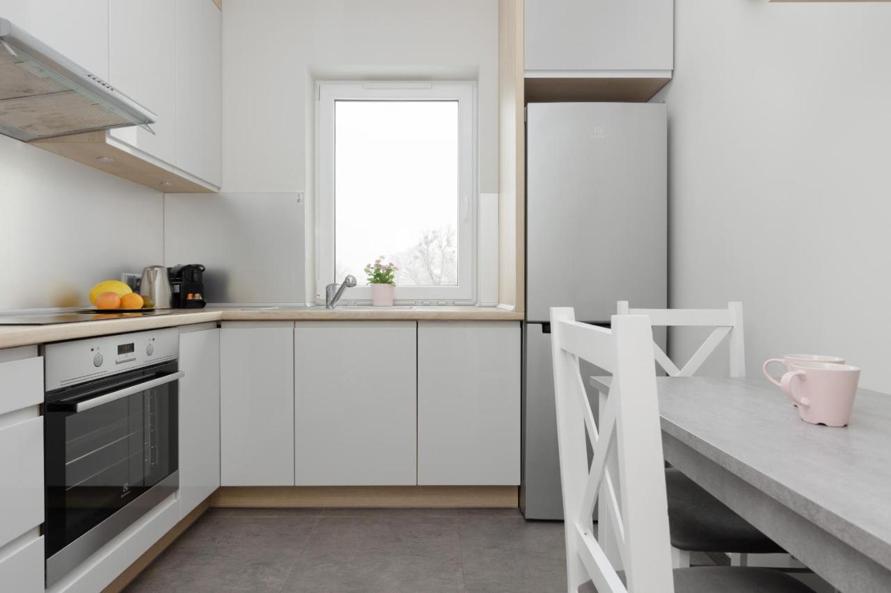Modern One Bedroom Apartment With Parking In Lodz By Renters Prestige Exteriör bild
